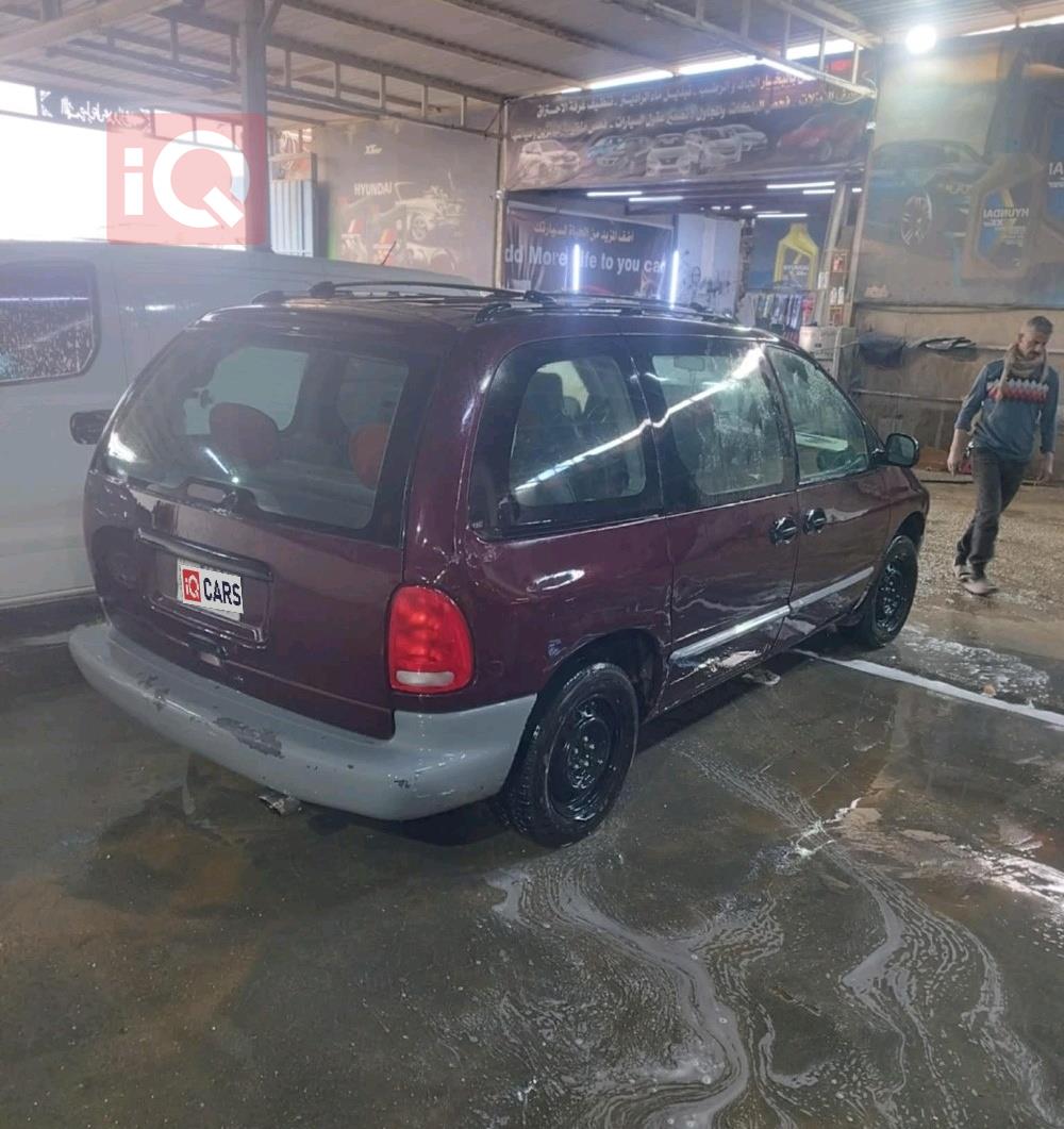 Dodge Caravan